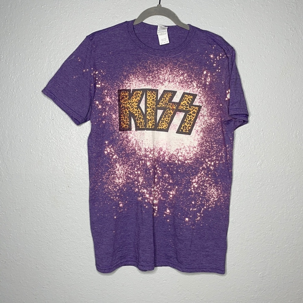 KISS Galaxy Bleached animal print letter top size Medium